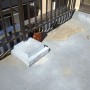 アルミ手摺支柱の中に入っている雨水 松戸店